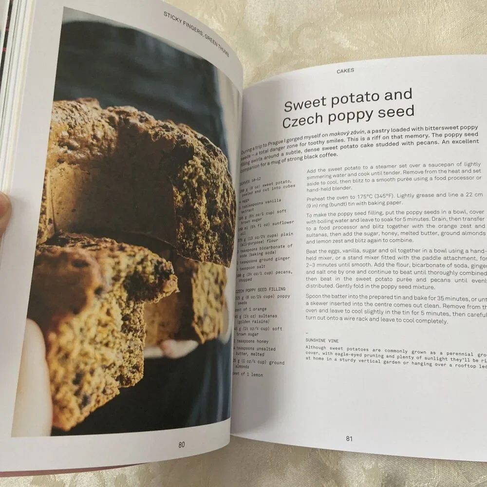 Sticky Fingers, Green Thumb : Baked Sweets That Taste of Nature by Hayley McKee